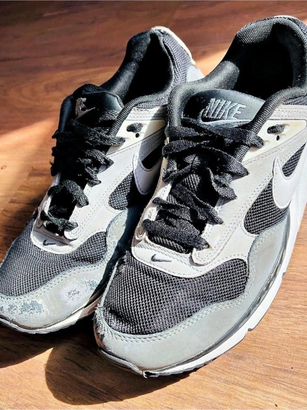 Nike Air Max Triax 96 Sneakers Gray & Black US 7.5